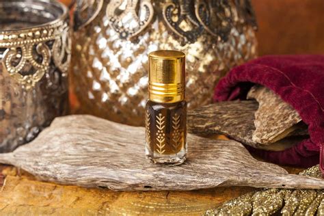 oud fragrance description.